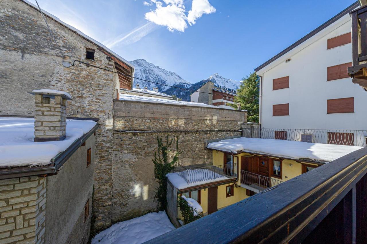 Appartamento Claire - Relax Con Splendida Vista - Cour 0081 Courmayeur Extérieur photo
